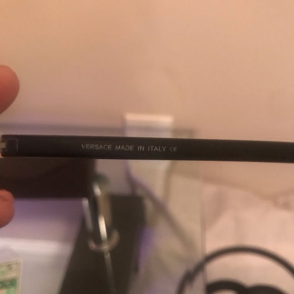 Men Versace sun glass - Picture 6 of 6